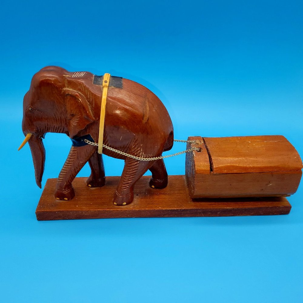 VINTAGE HAND CARVED ELEPHANT PULLING/WORKING TRUNK